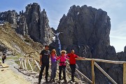 Rifugio Rosalba ad anello con salita al Colle Garibaldi il 15 aprile 2015 